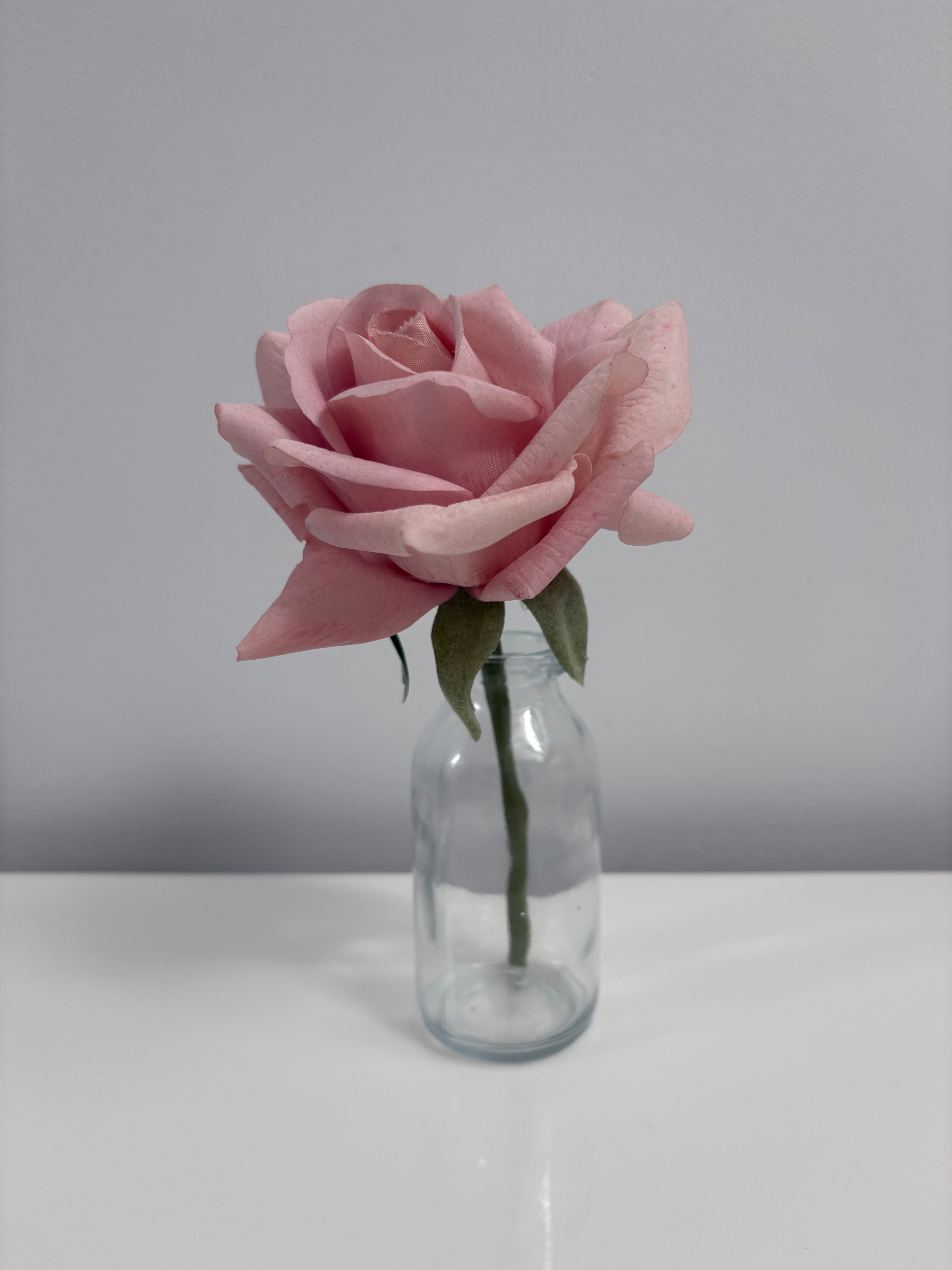 Pure Elegance Bud Vase | Single Stem | Ballet Pink