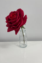 Pure Elegance Bud Vase | Single Stem | Red