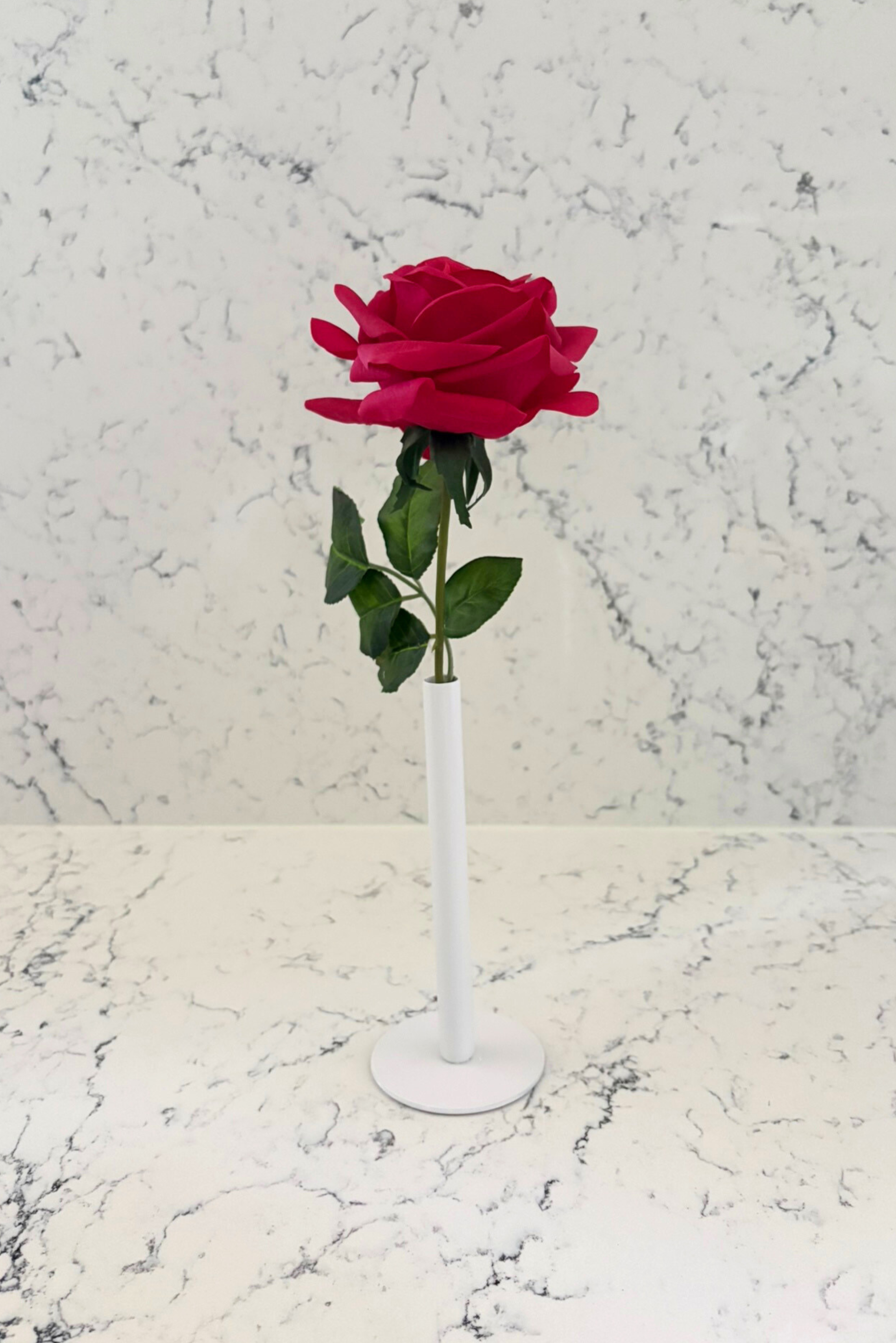 Pure Elegance Signature Collection | Single Stem Short Accent